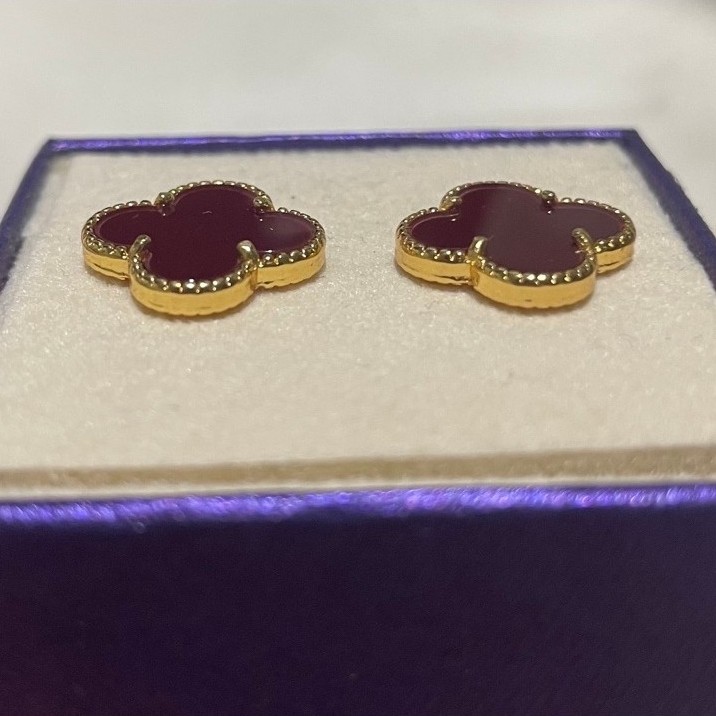 Clover Stud Earrings | Maroon Stone | 18K Gold Setting | 15mm product photo 3