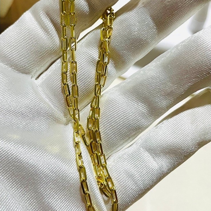 Small Paper Clip Chain Necklace | 16 Inches | 18K Yellow Gold Settings | Round-Cut Links product photo 4