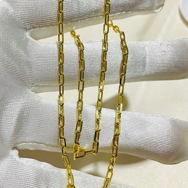 Small Paper Clip Chain Necklace | 16 Inches | 18K Yellow Gold Settings | Diagonal-Cut product photo 4