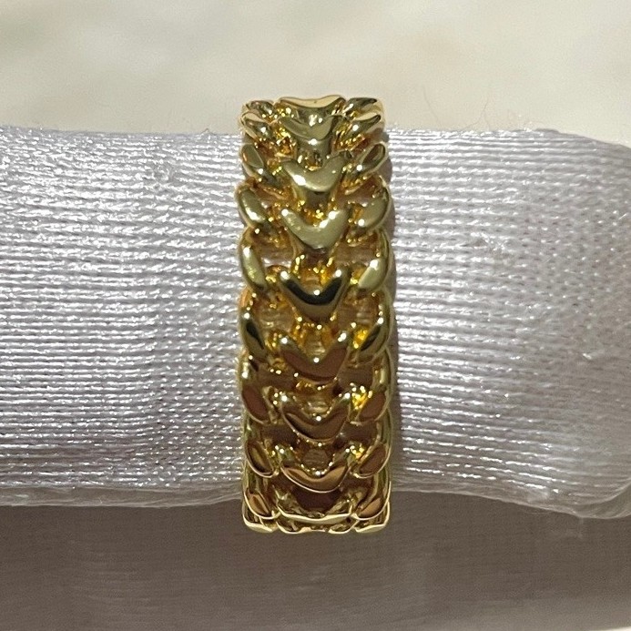 Japan Heartbiz-Inspired Ring | 18K Yellow Gold Settings | Size 6 product photo 3