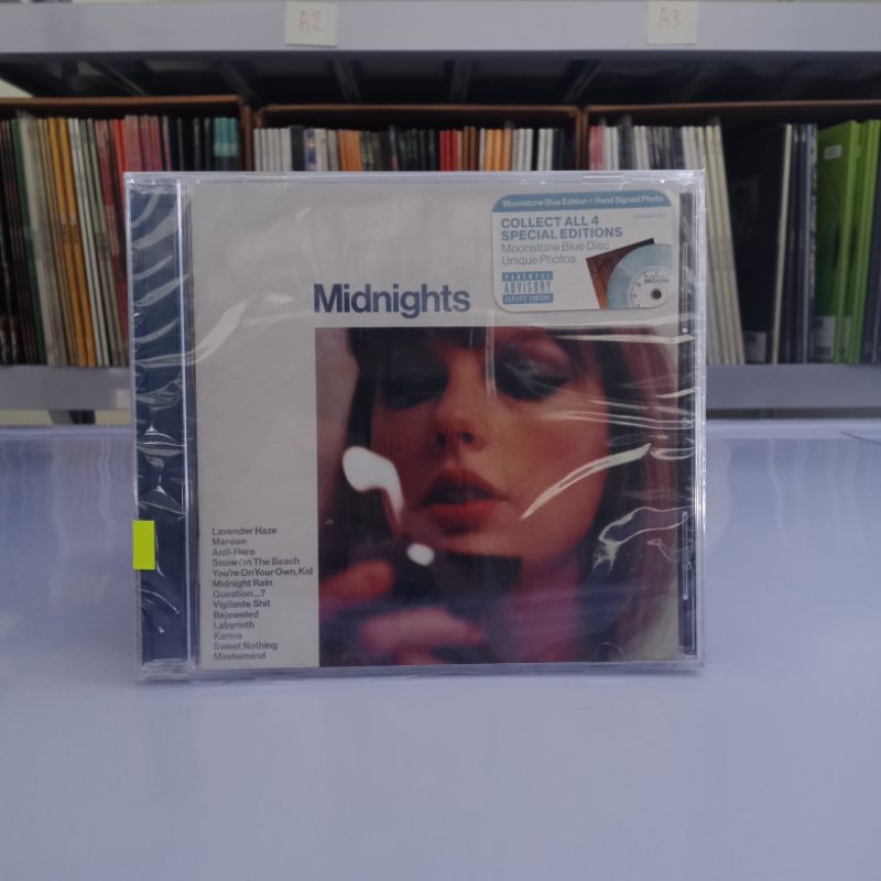 TAYLOR SWIFT Midnights: Moonstone Blue Edition Signed CD | Shopee ...