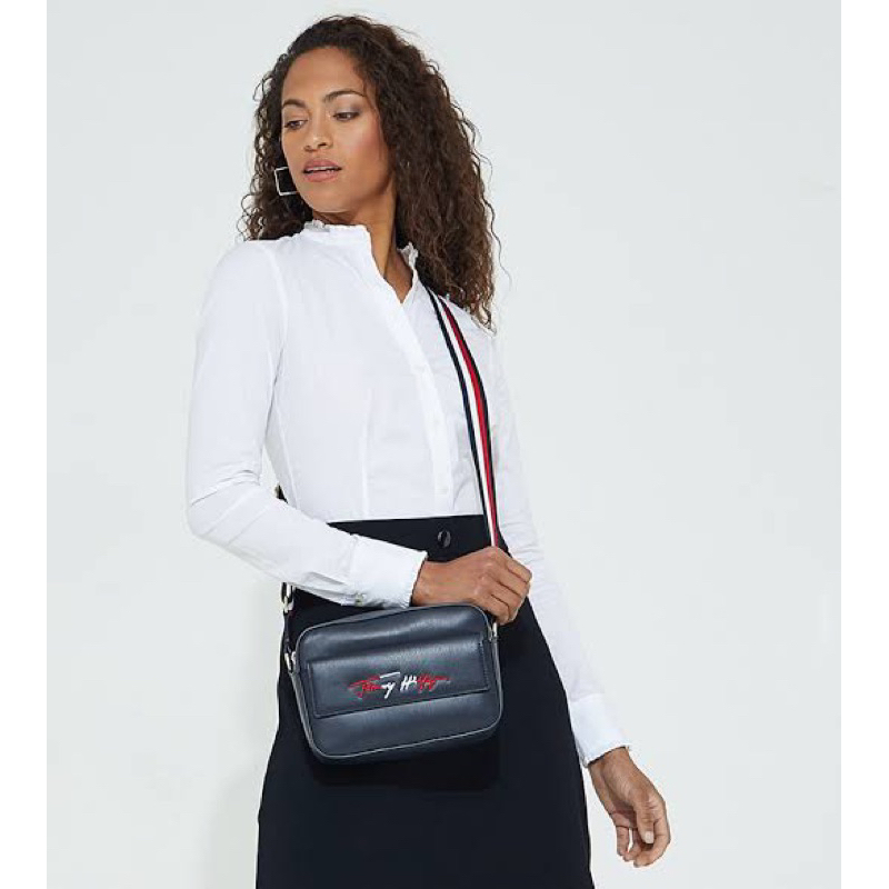 AUTHENTIC/ORIGINAL Tommy Hilfiger Iconic Blue Camera Bag Shopee