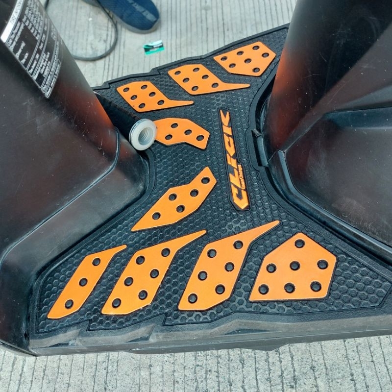 Orange rubber matting for Honda Click V3 V2 125i 150i with free screeb
