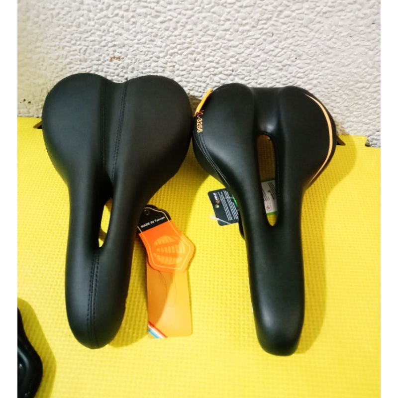 velo plush saddle price