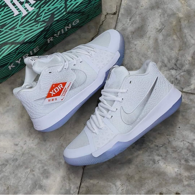 Nike kyrie 3 price philippines best sale