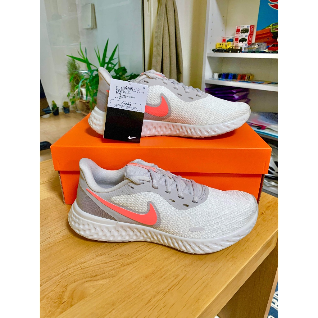 Shop nike revolution 5 women for Sale on Shopee Philippines