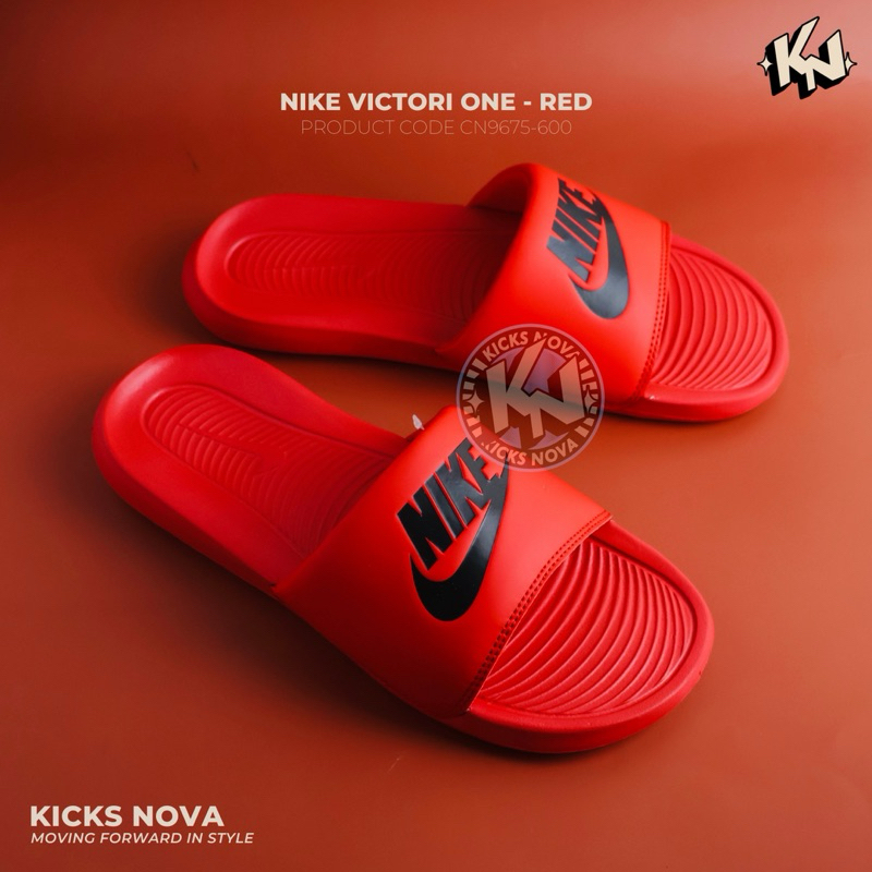 Nike slippers for women red best sale
