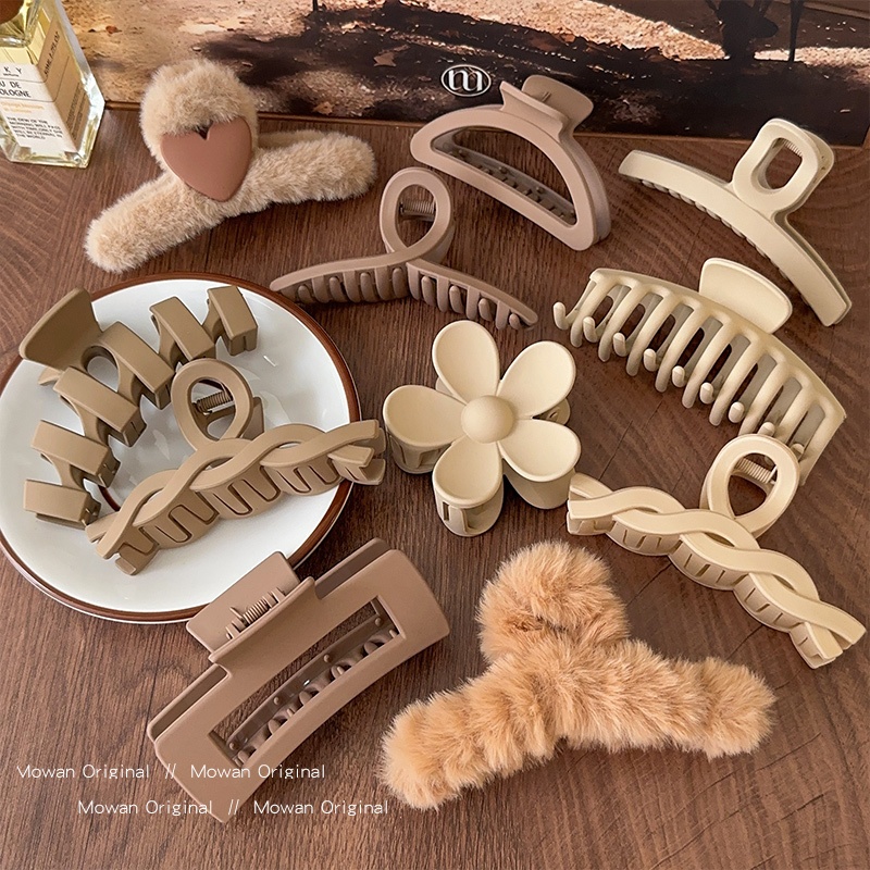 Winter Plush Large Claw Clip Khaki Transparent Hair Clamp High-end Sense Shark Clip Hair Accessories - Image 5