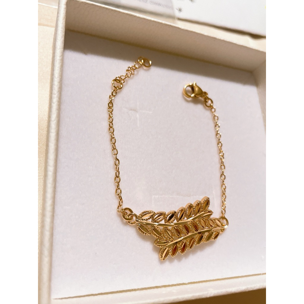 Feather Leaf Bracelet Champagne Color product photo 3