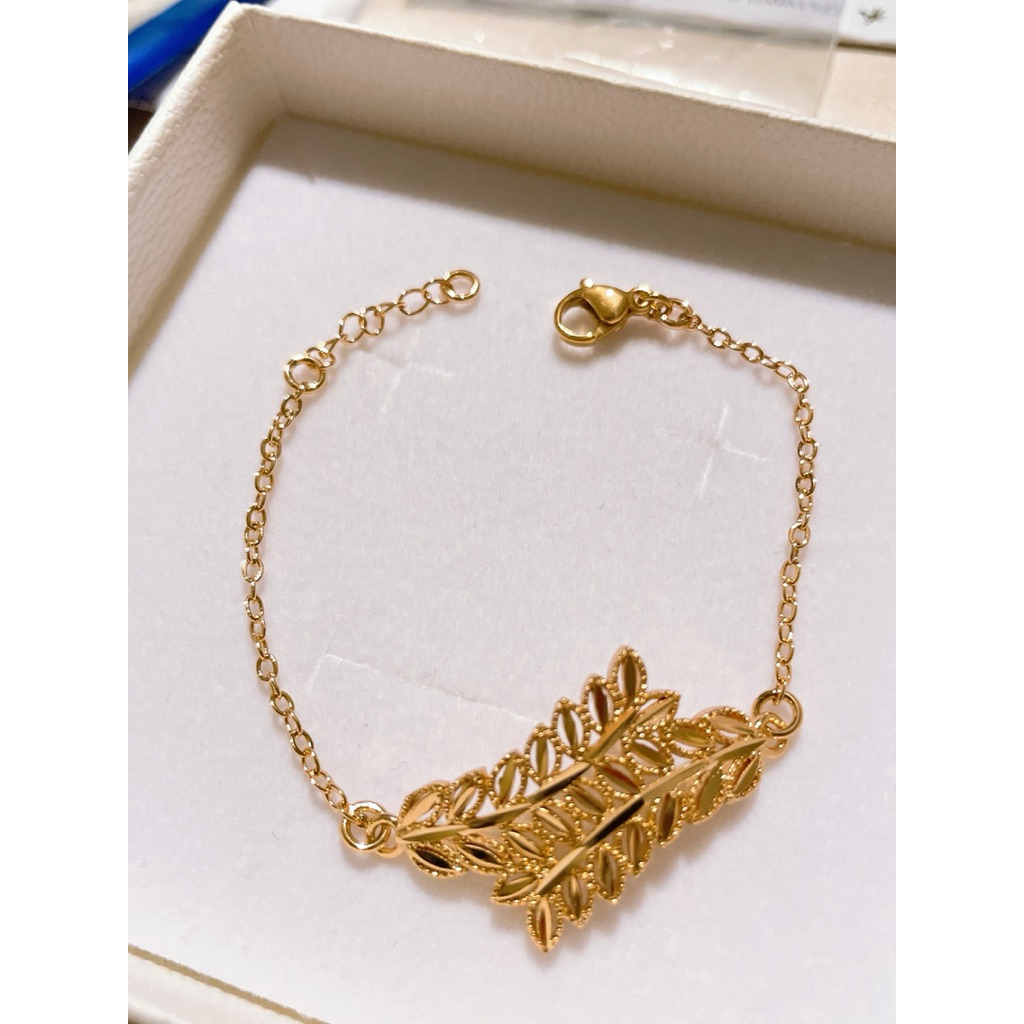 Feather Leaf Bracelet Champagne Color product photo 1