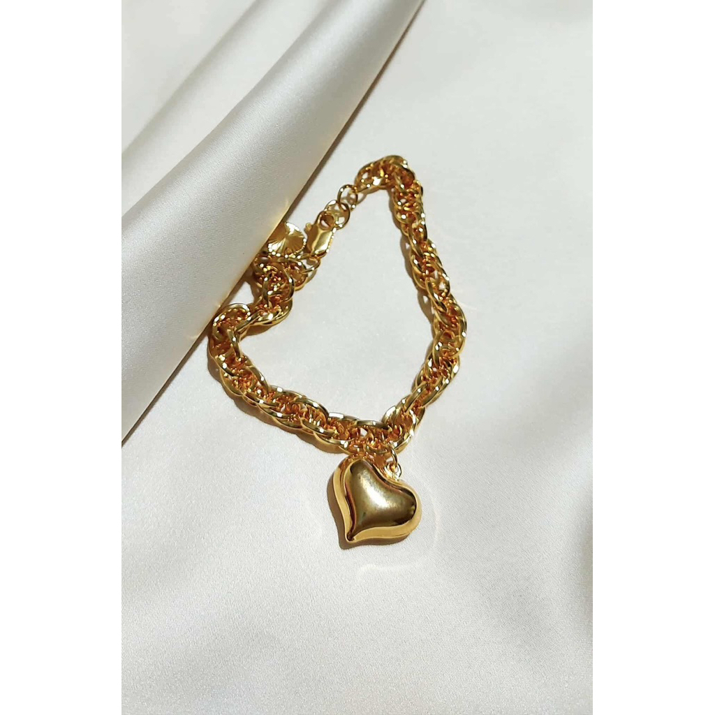 Chunky Tauco Chain Bracelet with Heart Charm | 7–7.5 Inches | Yellow Gold Setting product photo 2