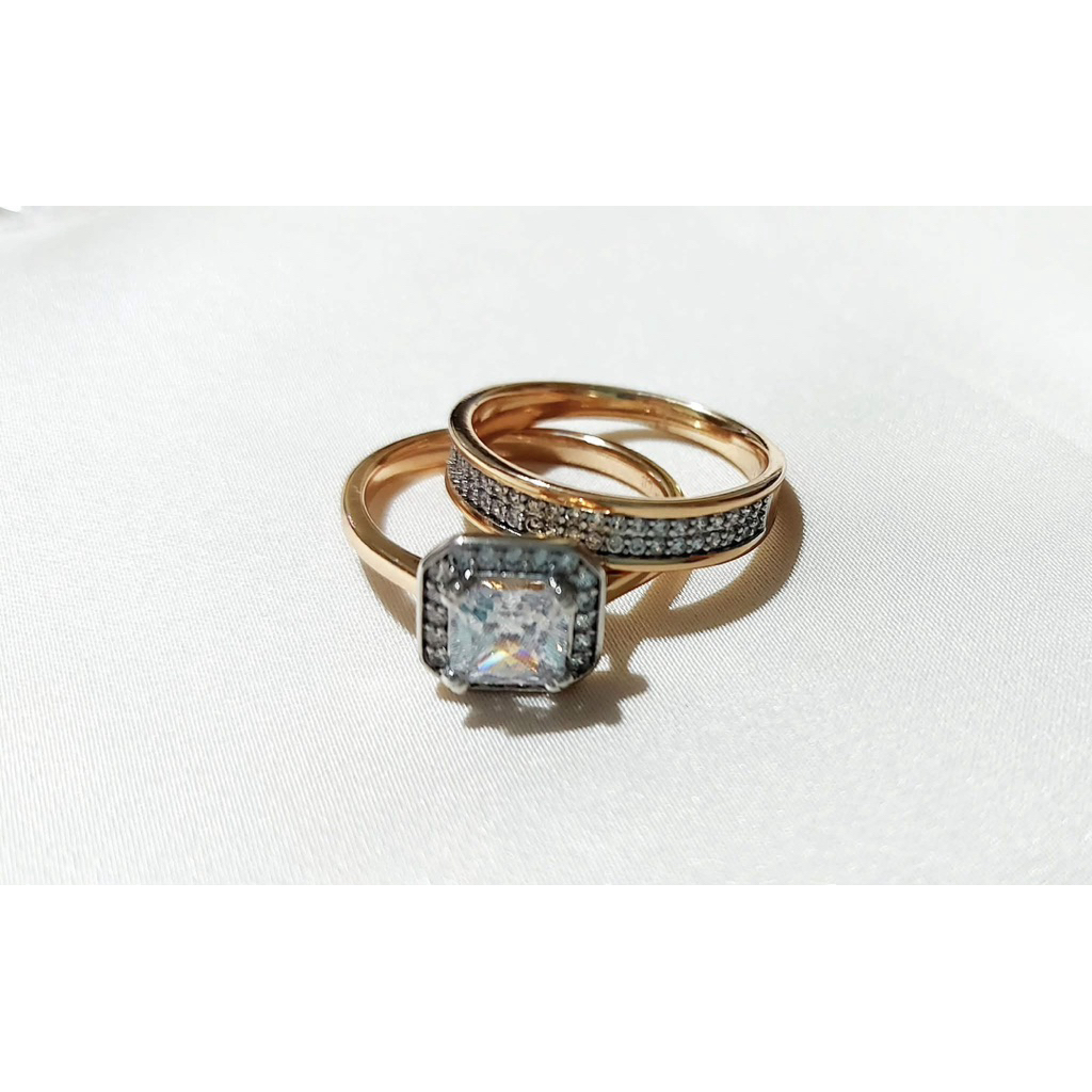 Double Ring with Diamond Accents – Champagne Setting product photo 5