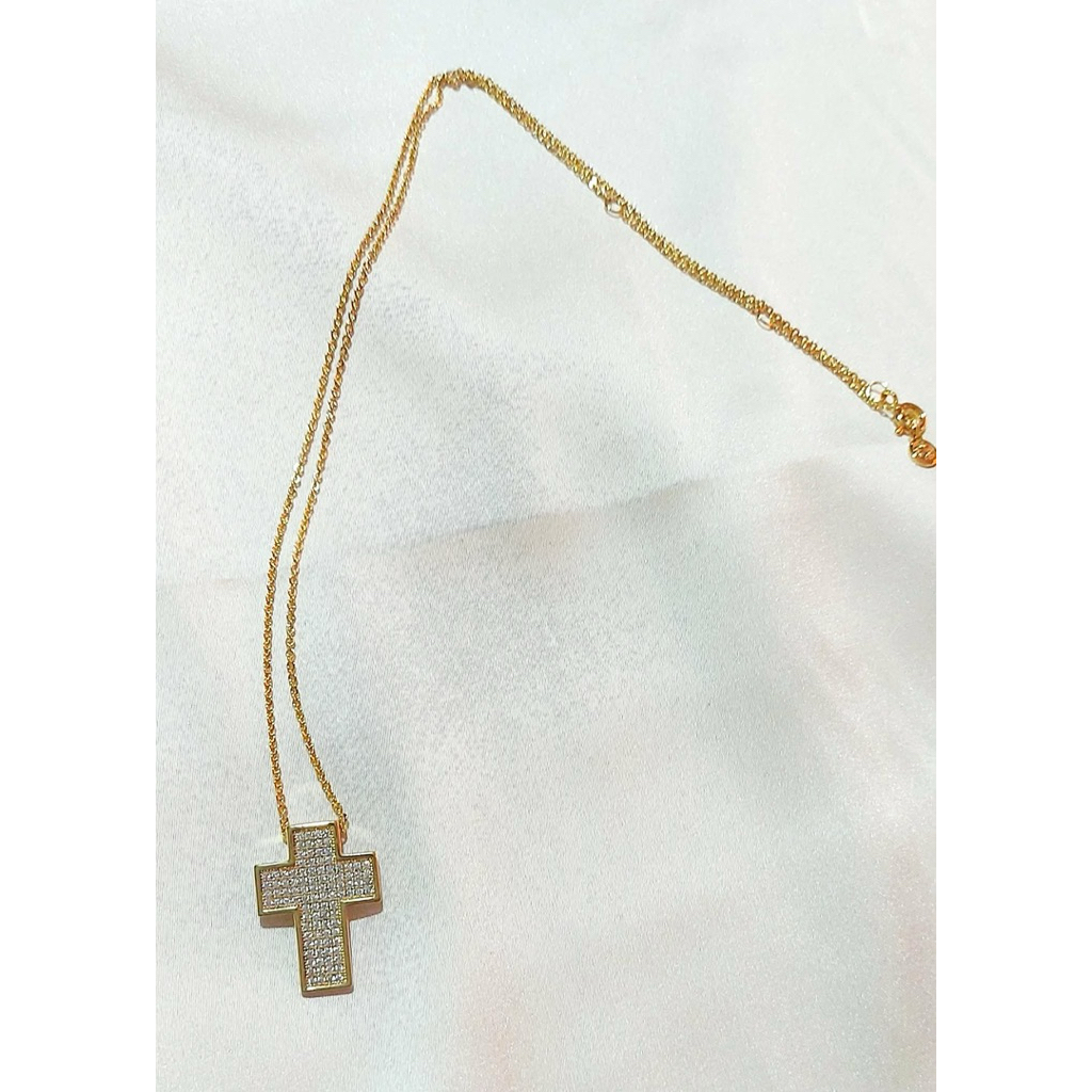 Pavé Cross Pendant Necklace | Adjustable 16–18 Inches | Yellow Gold Setting product photo 4