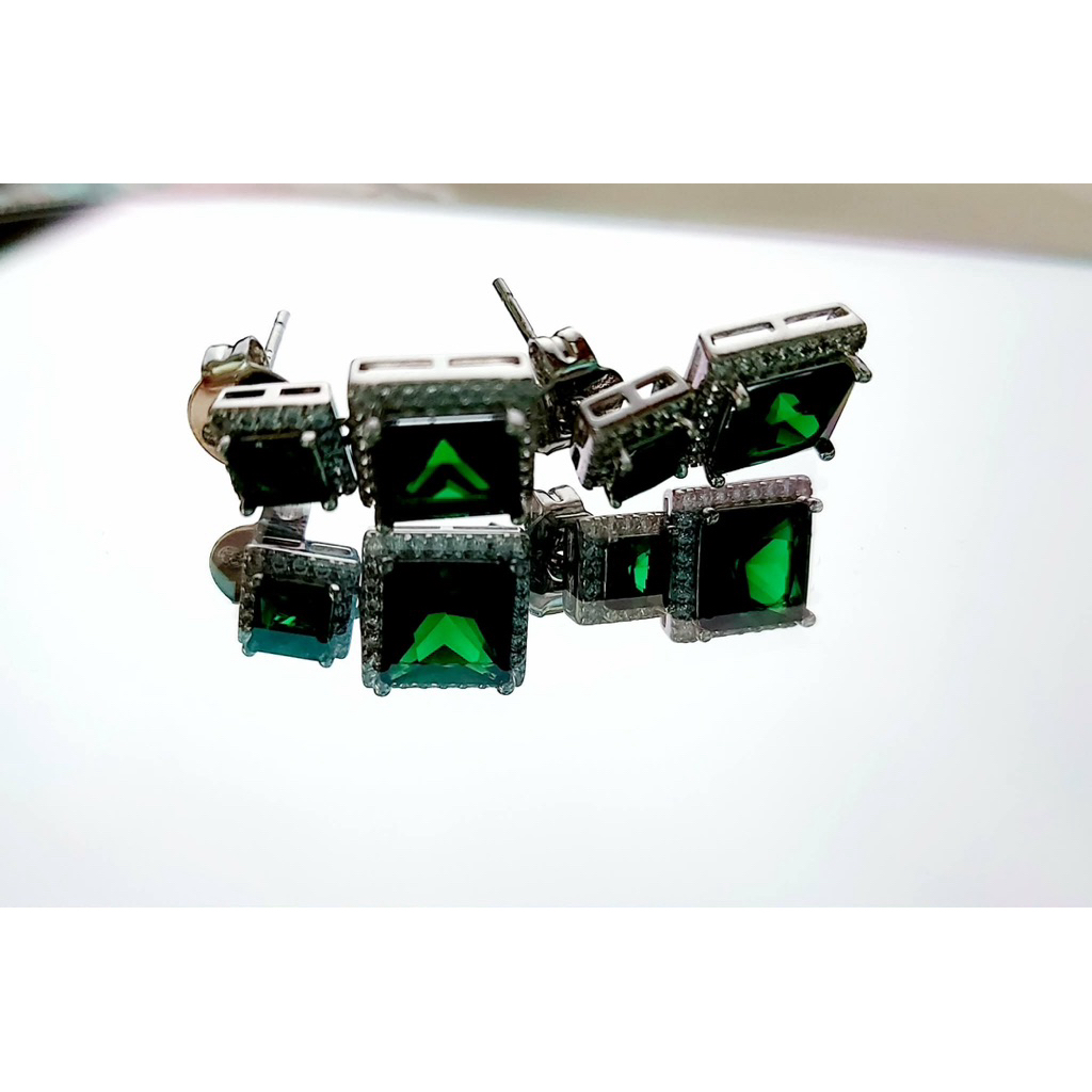 2 Square Emerald Green Drop Earrings with Diamonds – Platinum Vermeil product photo 4