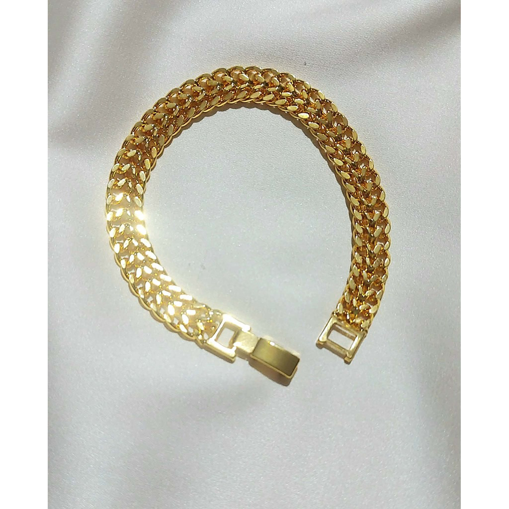Heartbiz Bracelet | 19cm | Yellow Gold Setting | Elegant Romantic Design product photo 3