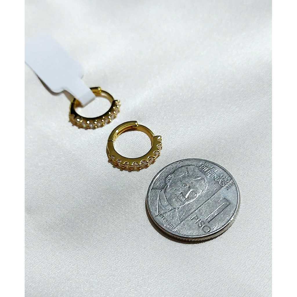 Small Loop with Diamond Earrings product photo 2