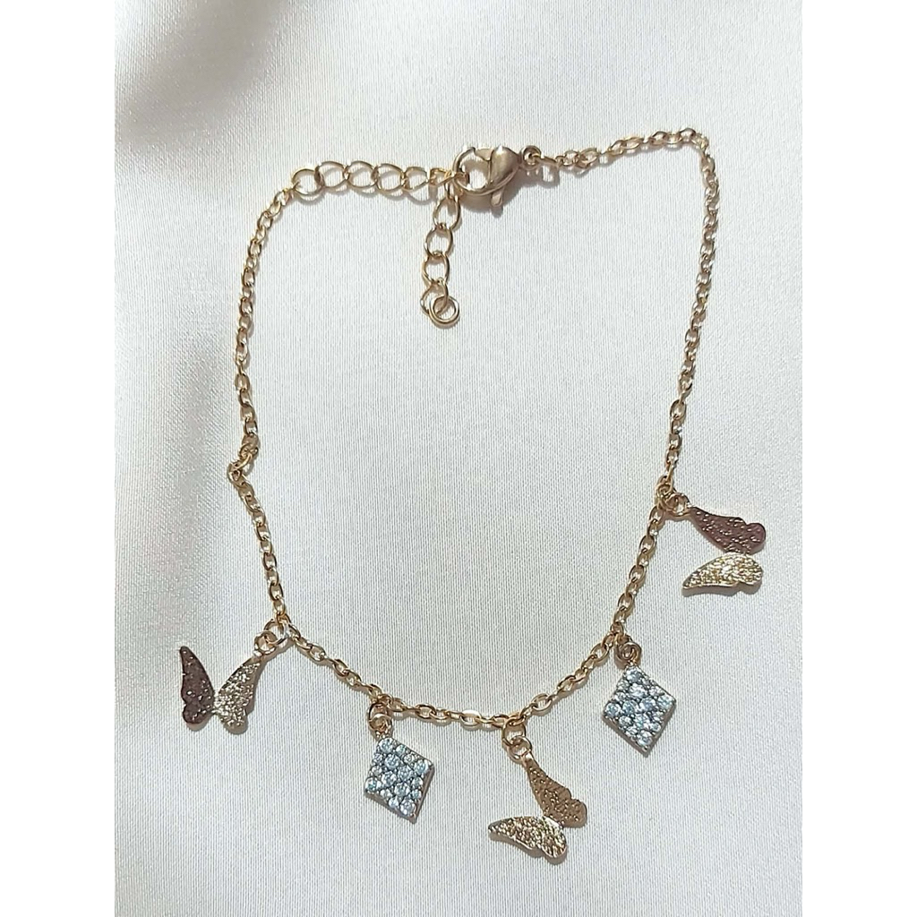 Butterfly & Diamond Accent Charm Anklet | 7–8 Inches | Yellow Gold Setting product photo 4