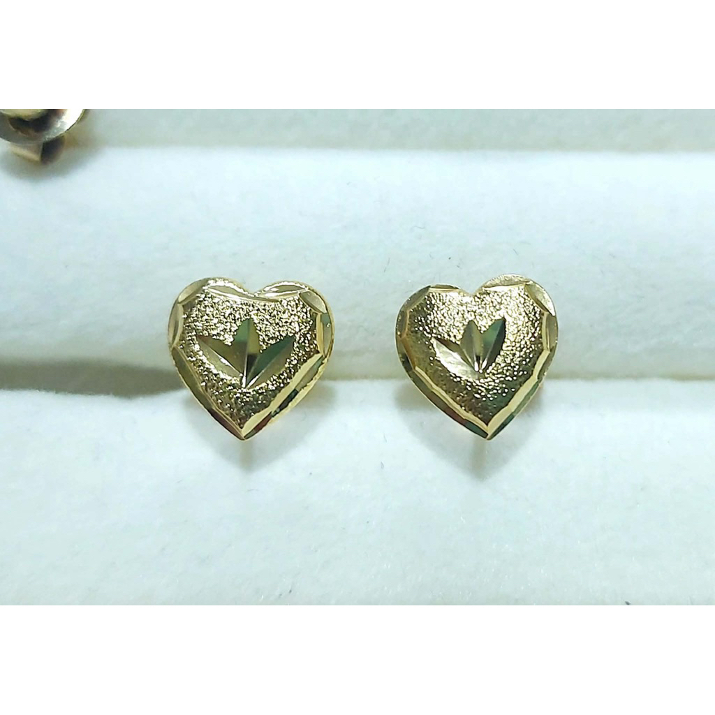 Simple Heart Stud Earrings | Yellow Gold Setting product photo 2
