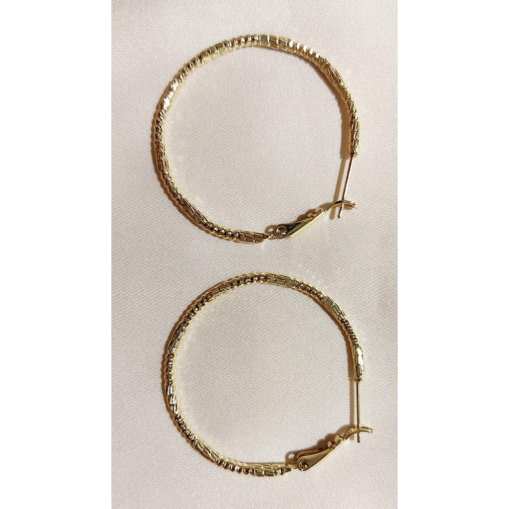 Vintage Art Deco Huge Hoop Earrings | Yellow Gold Setting product photo 3