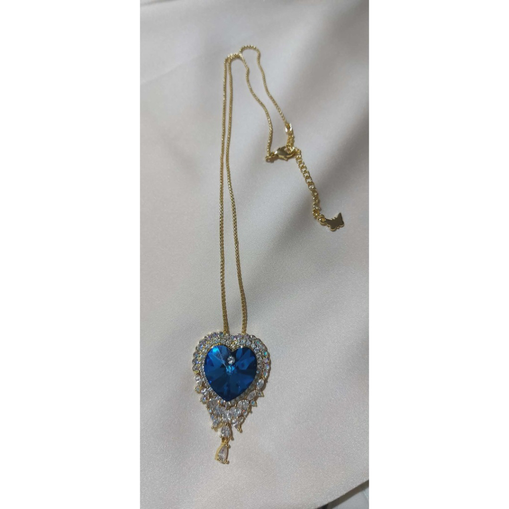 Aqua Heart Medallion Necklace in Yellow Gold Setting | Adjustable 16–18 Inches product photo 4
