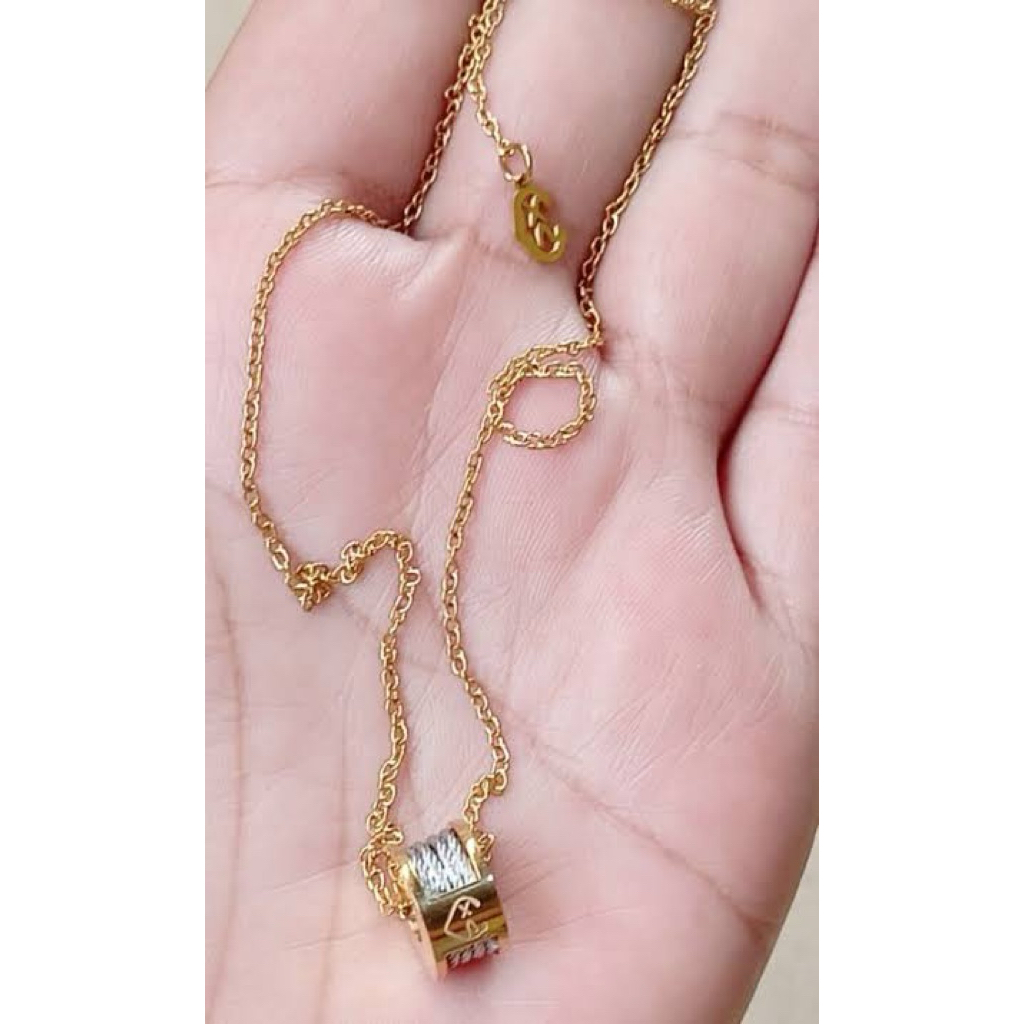Charriol-Inspired Two-Tone Pendant Necklace | Adjustable 16–18 Inches product photo 3