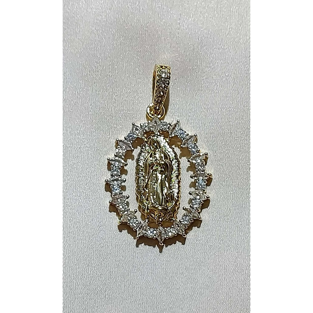 Virgin Mary Simulated Diamond Pendant| Yellow Gold Setting product photo 3
