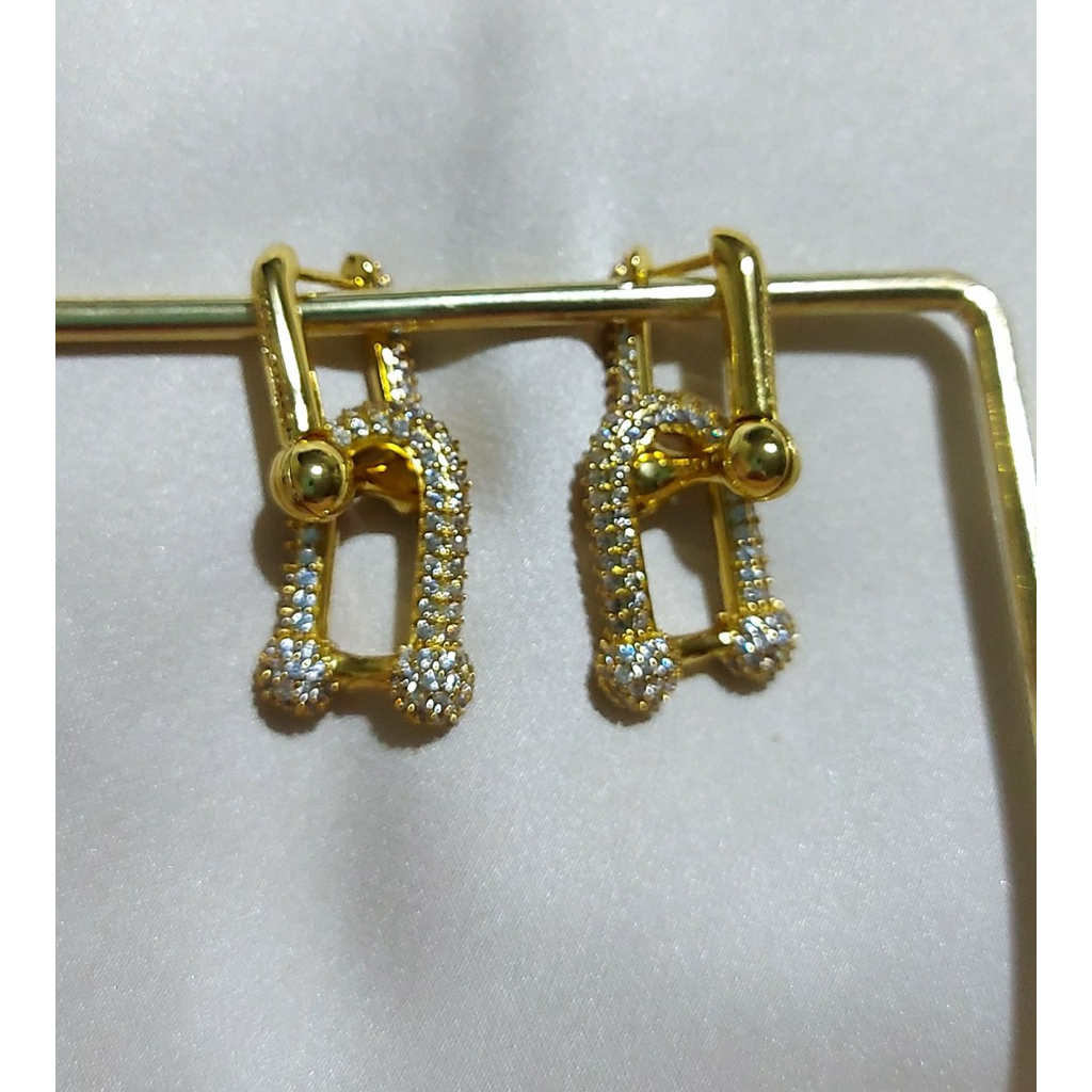 Hardwear Inspired Stud Earrings with Diamonds product photo 2