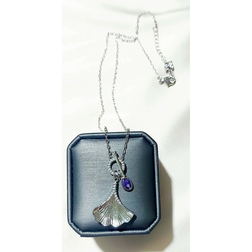 Elegant Ginkgo Leaf Pendant Necklace | Purple Swarovski Accent | Platinum Setting product photo 2