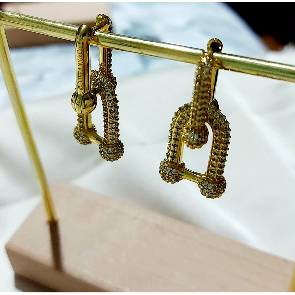 Hardwear Inspired Stud Earrings with Diamonds product photo 4