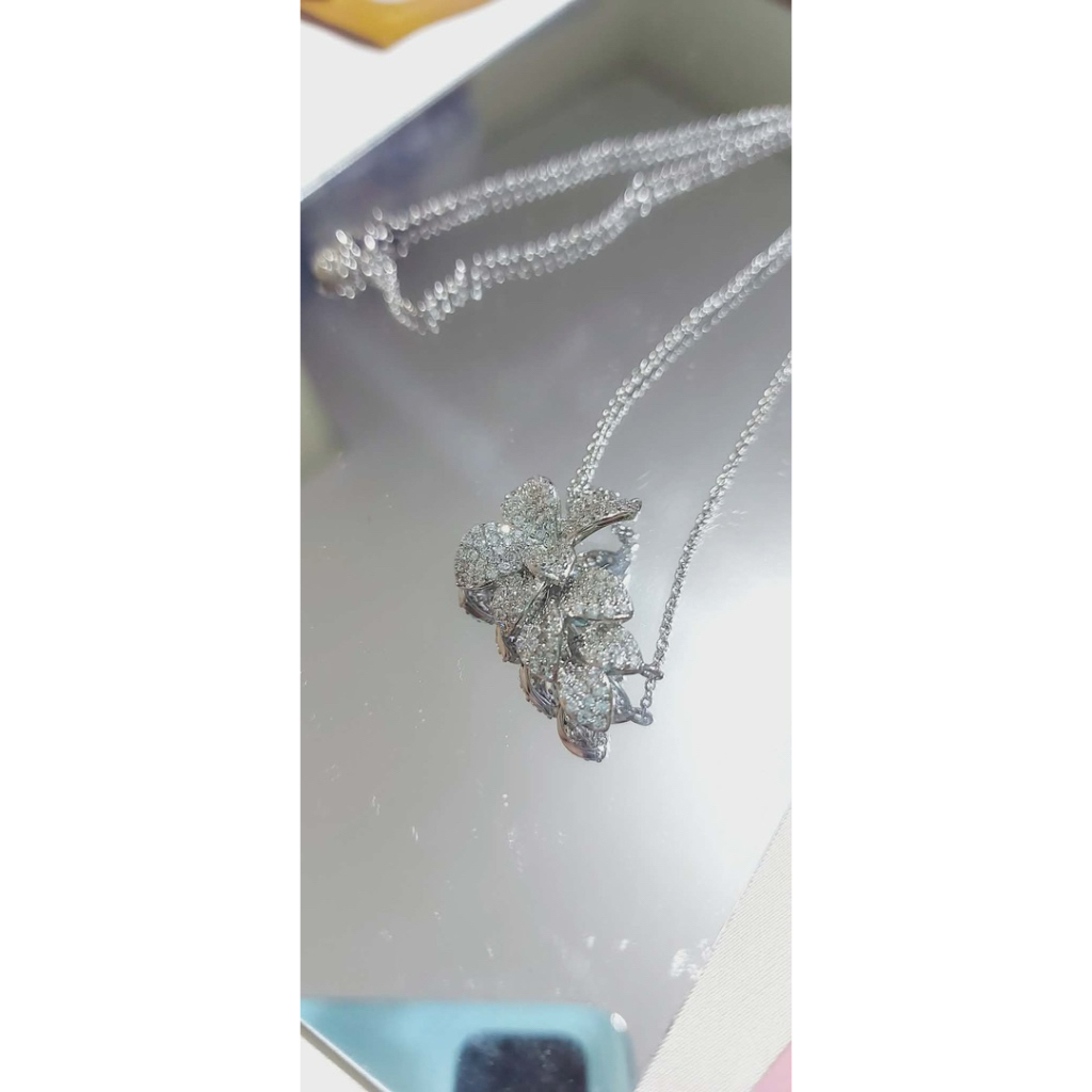 Elegant Petal Leaves Necklace | Pavé Diamond Accents | Adjustable Length product photo 4