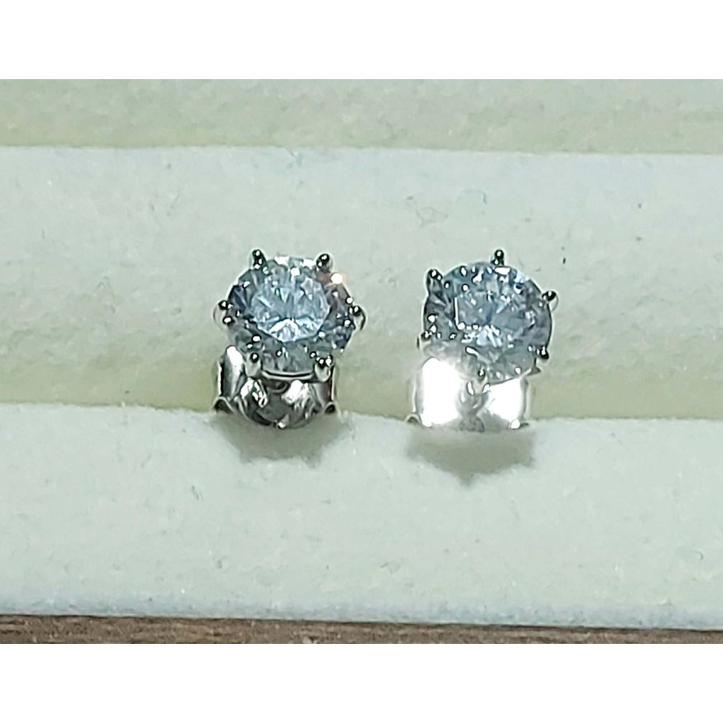 8mm Round Diamond Stud Earrings | 6-Prong Setting | Platinum Finish product photo 4