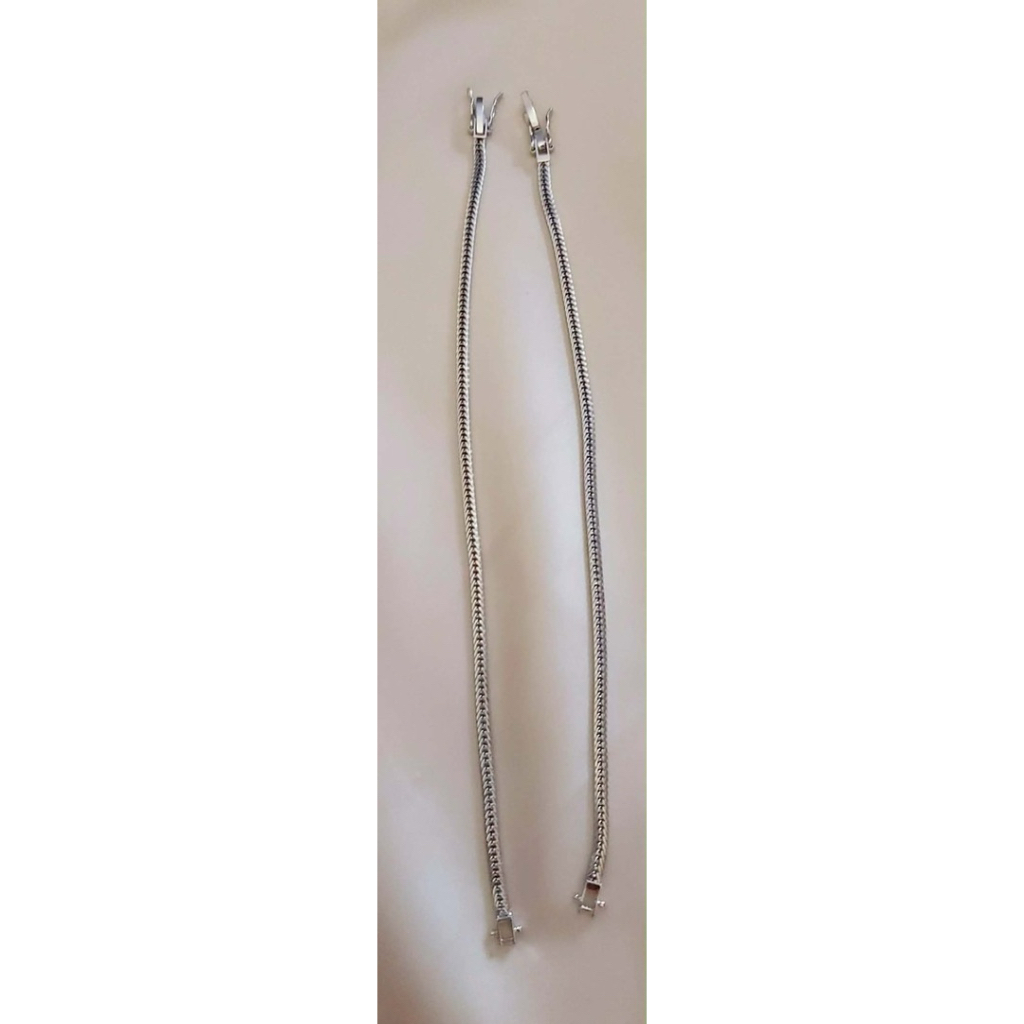 Japan Triple Lock Bracelet | Platinum Setting product photo 3