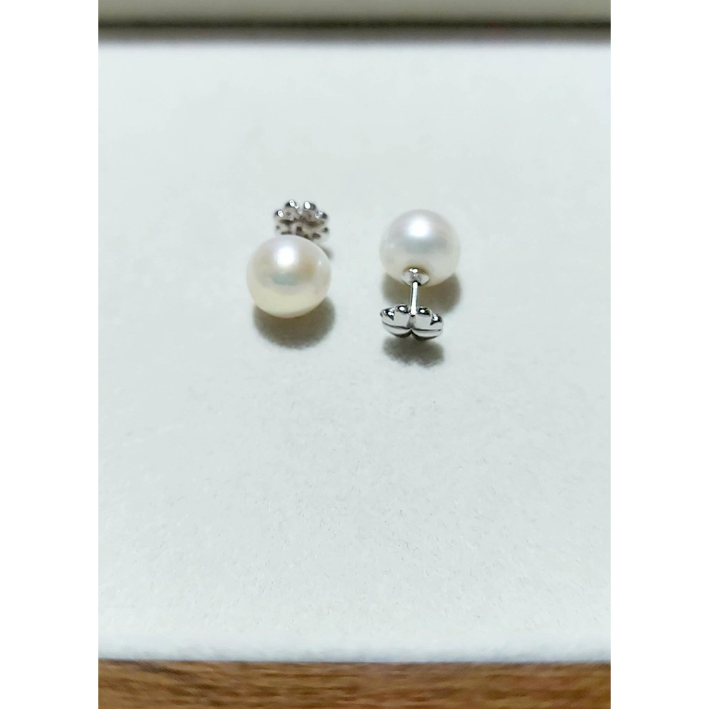 Clover Inspired Pearl Earrings – Platinum Vermeil (Reversible Style) product photo 5