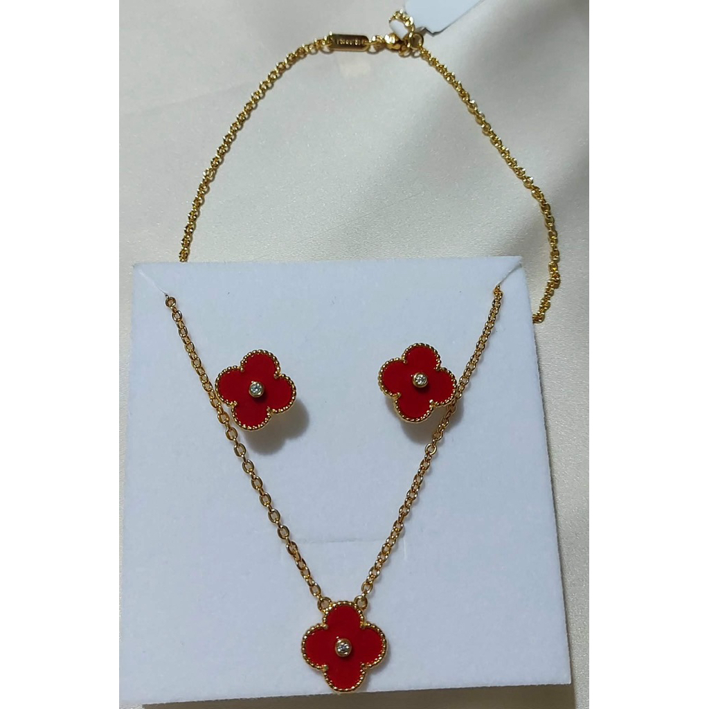 Clover Pendant Necklace | Red Enamel | Adjustable Length product photo 4