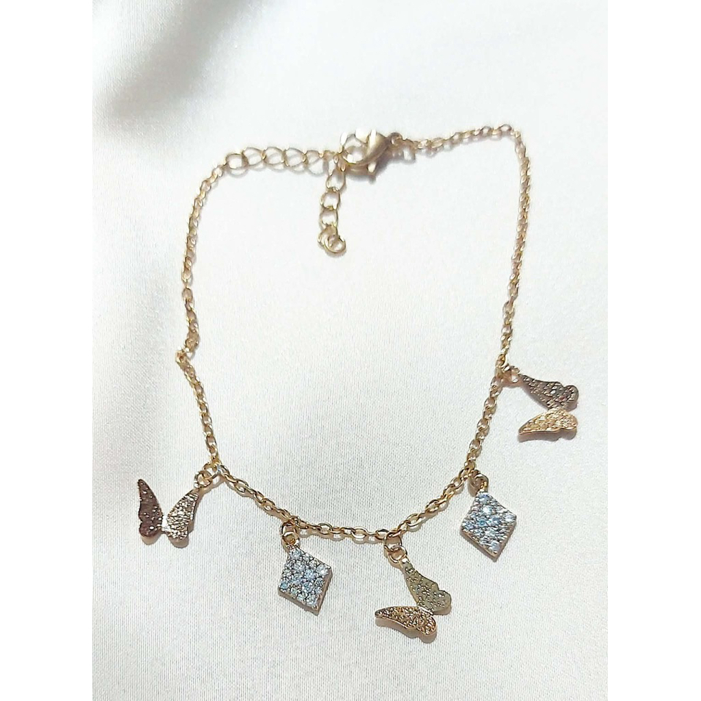 Butterfly & Diamond Accent Charm Anklet | 7–8 Inches | Yellow Gold Setting product photo 3