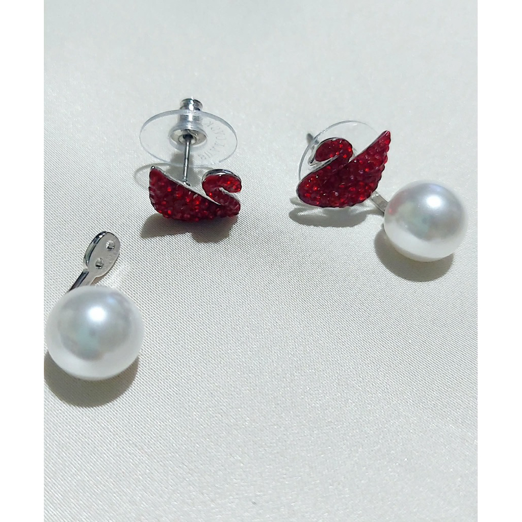 Swarovski Swan Stud Earrings with Pearl Option – Platinum Vermeil product photo 3