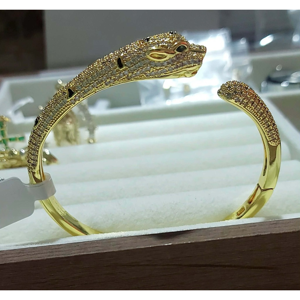 Diamond Panther Bangle | Yellow Gold Setting | Handcrafted Detailed Design | Up to 19cm product photo 3