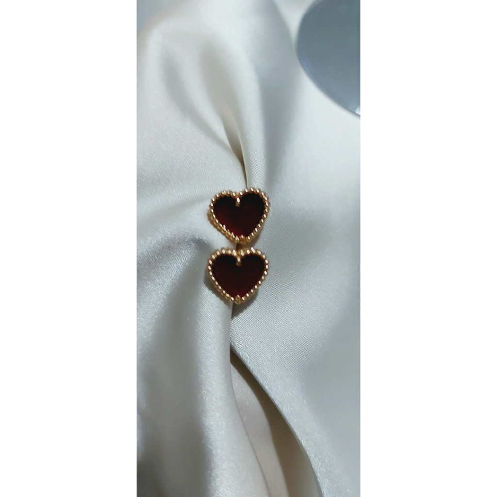 VCA Sweet Alhambra Heart Stud Earrings – 18K Champagne Vermeil with Carnelian product photo 3