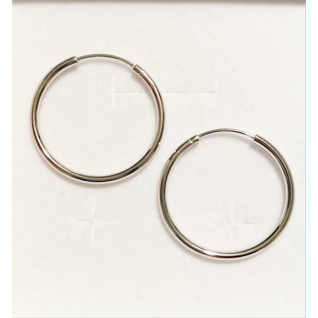 Thin Loop Earrings (2.5cm Diameter) product photo 3