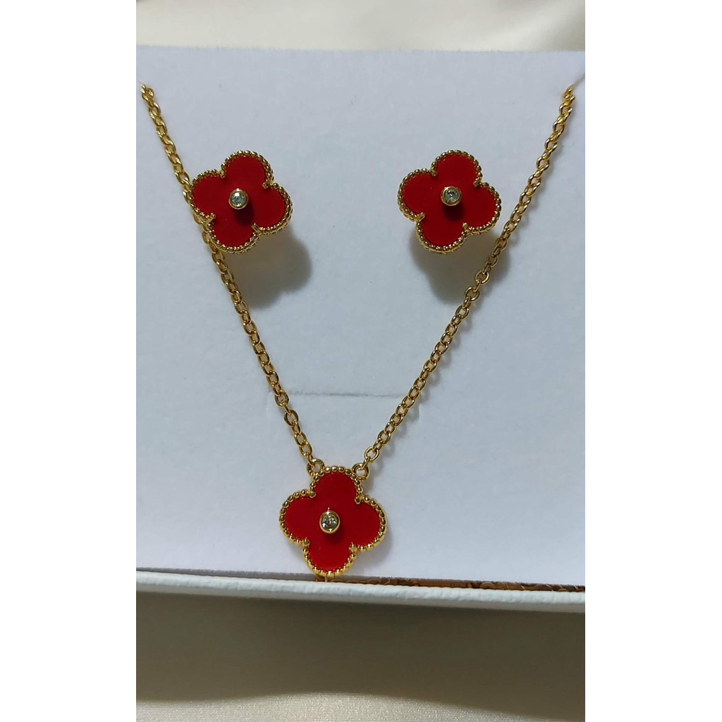 Clover Pendant Necklace | Red Enamel | Adjustable Length product photo 5