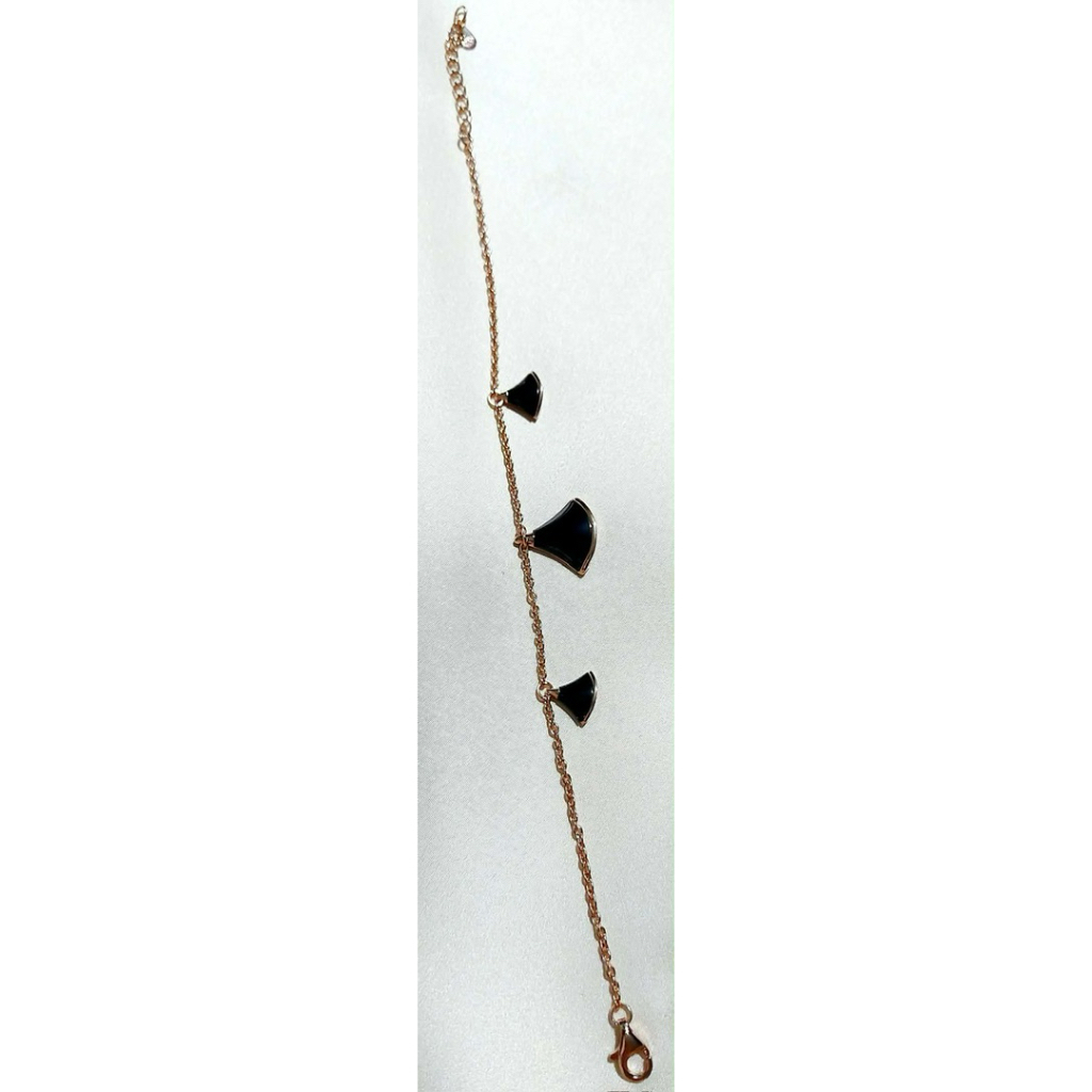 Champagne Divas Dream Bracelet | Black Onyx & 18K Gold Vermeil product photo 3