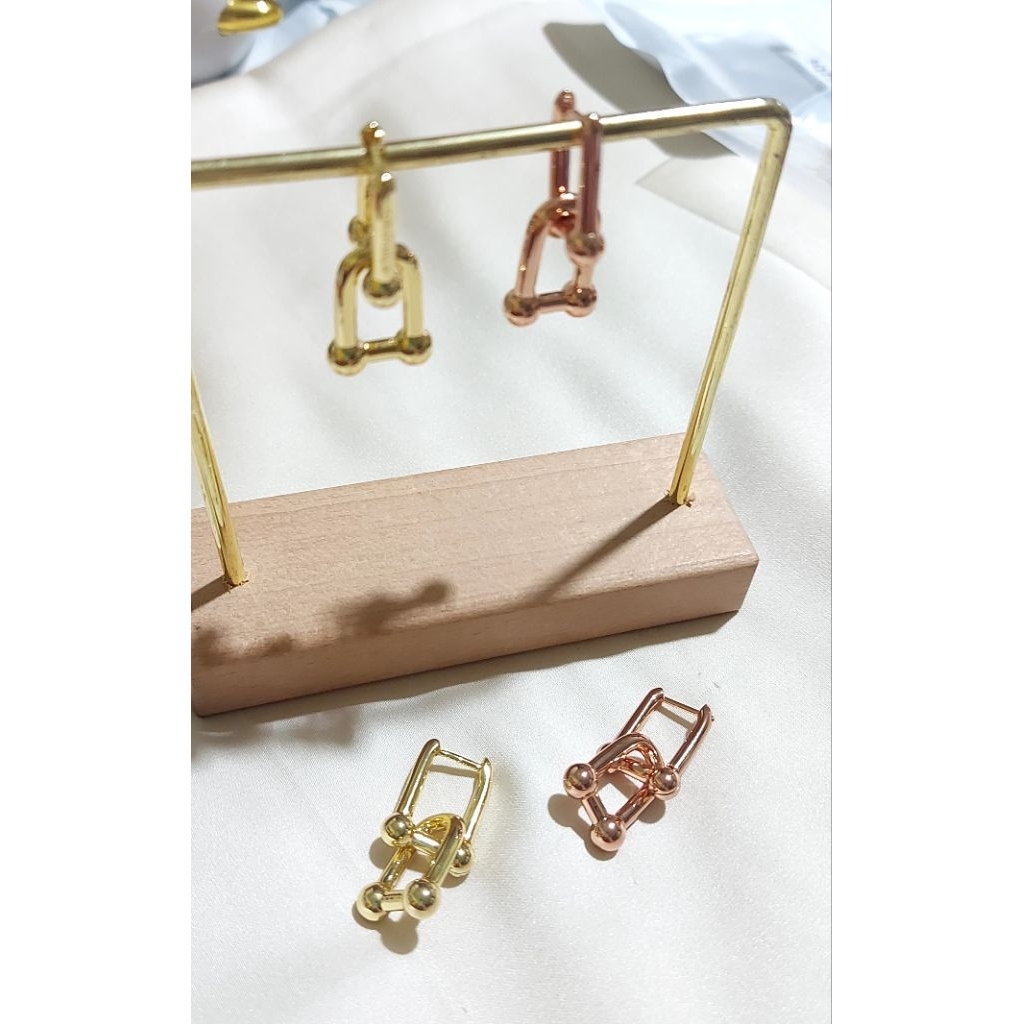 Hardwear Inspired Earrings product photo 1