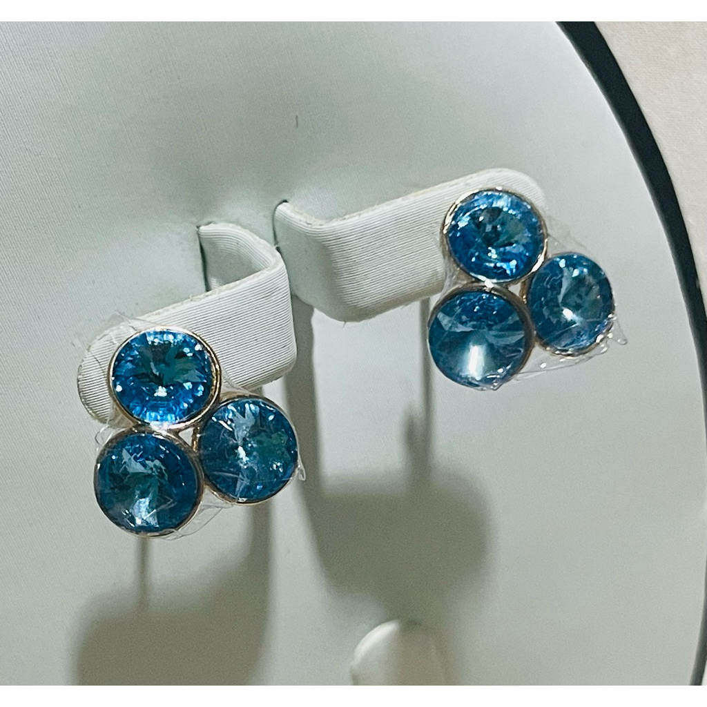 Gemstone-Inspired Stud Earrings | Champagne Setting product photo 3