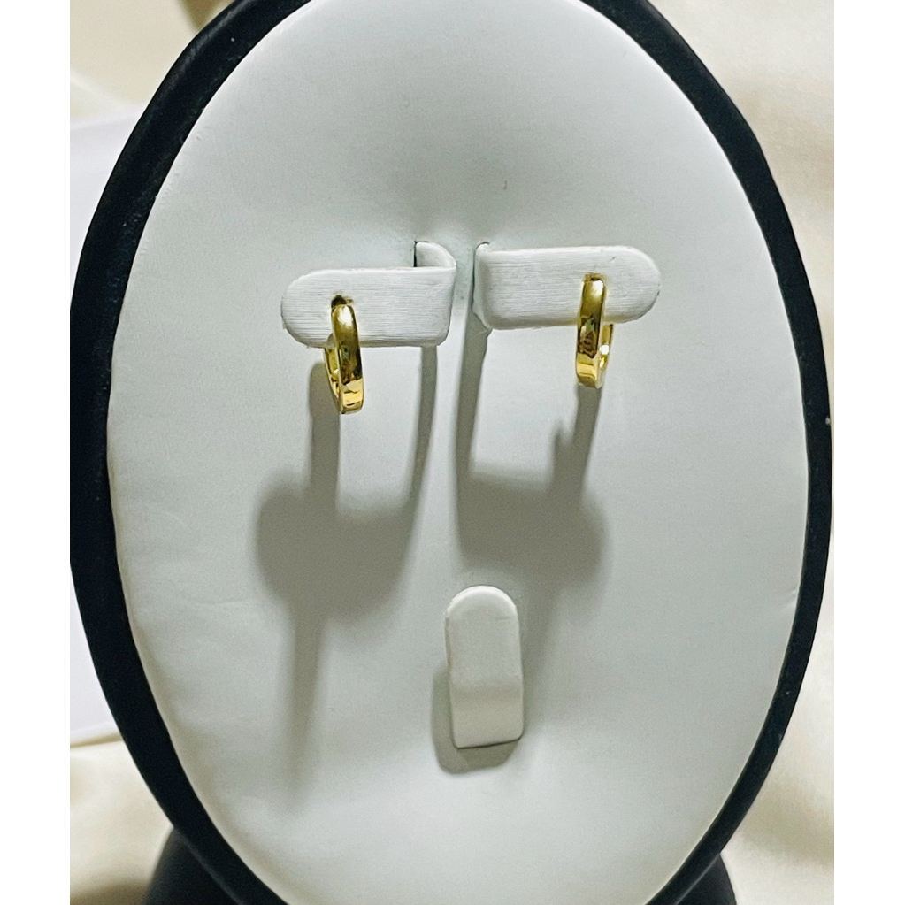 Minimalist Small Loop Earrings | Yellow Gold Settings | 10 mm Diameter product photo 4