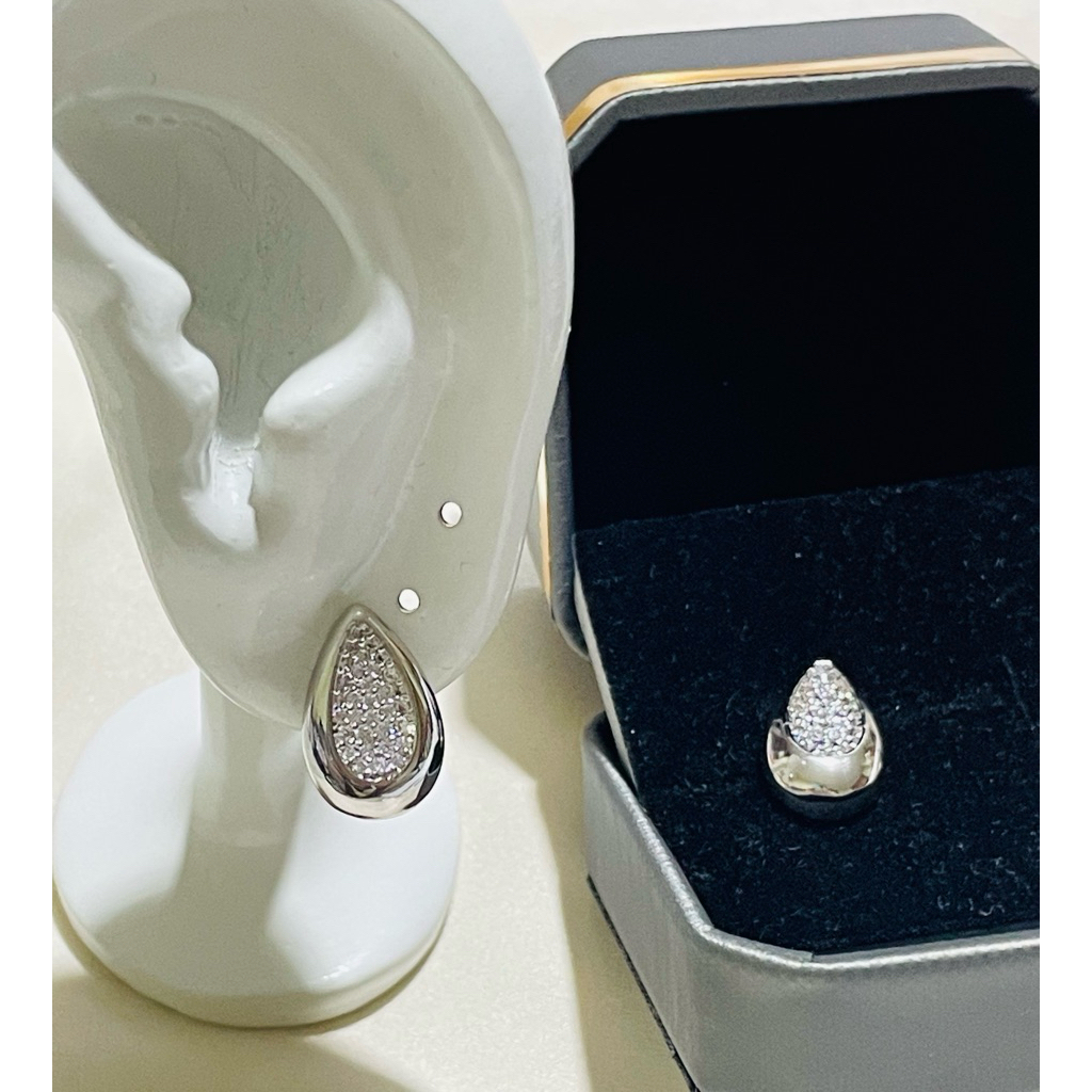 Botteg@-Inspired Pear Shape Stud Earrings | Platinum Settings | Diamond Accent product photo 5