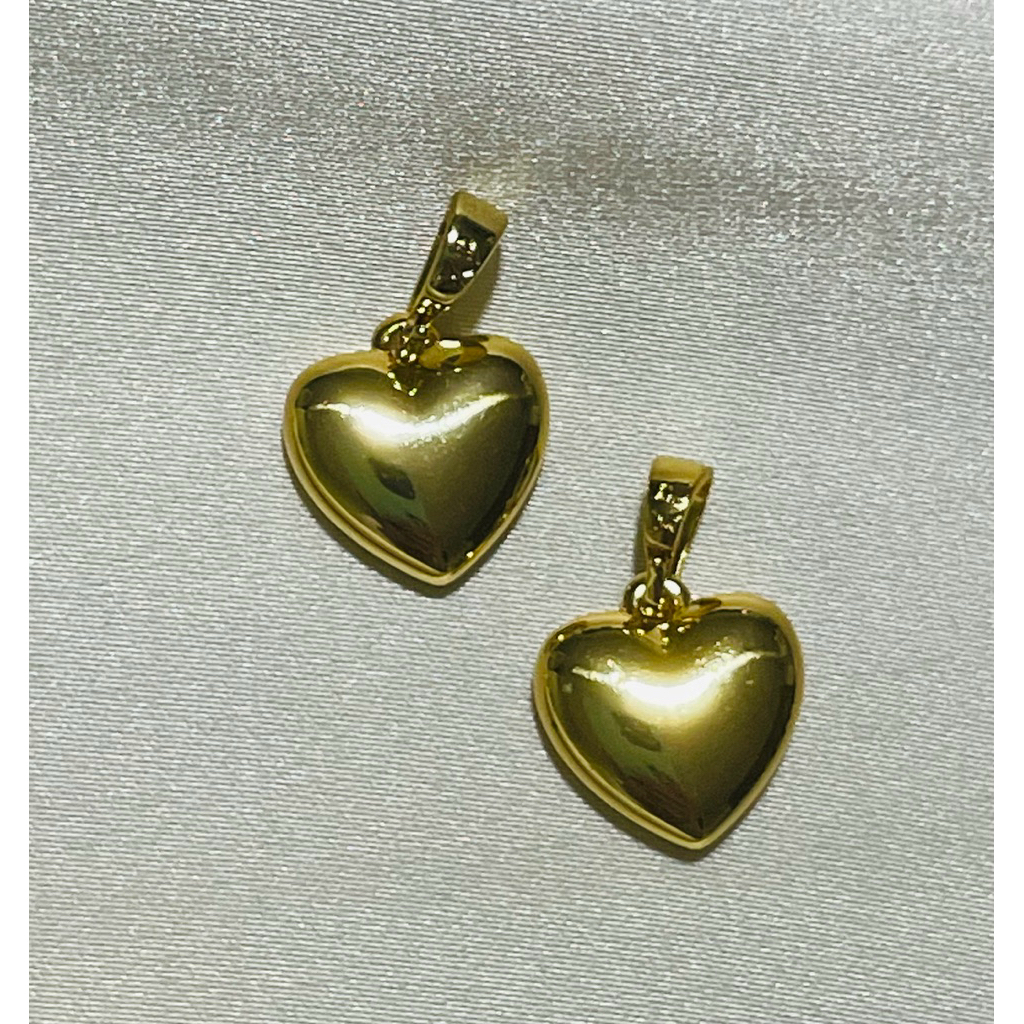 Minimalist Heart Pendant | Yellow Gold Setting