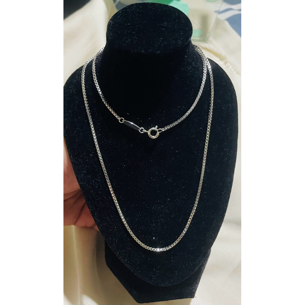 Box Chain Necklace | Platinum Setting 20inches product photo 4