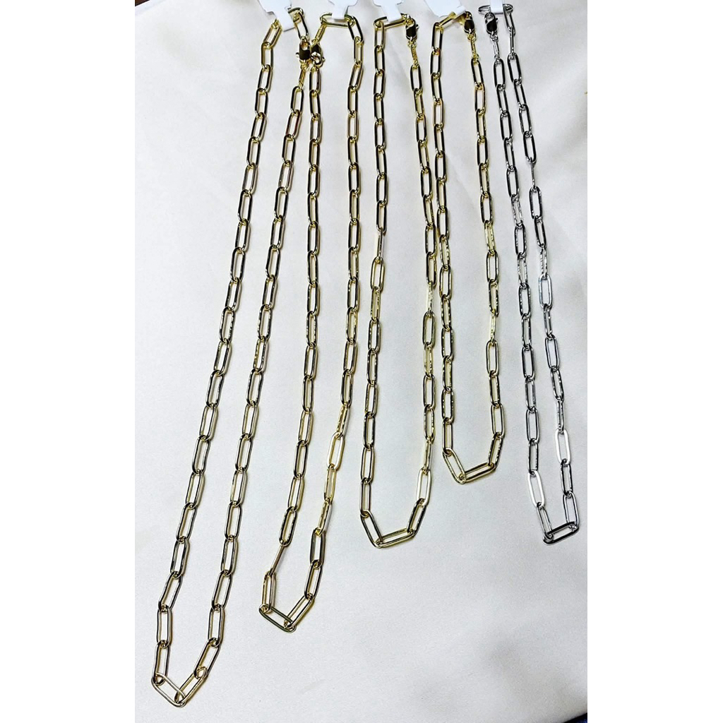 Tiff Paperclip necklace product photo 5