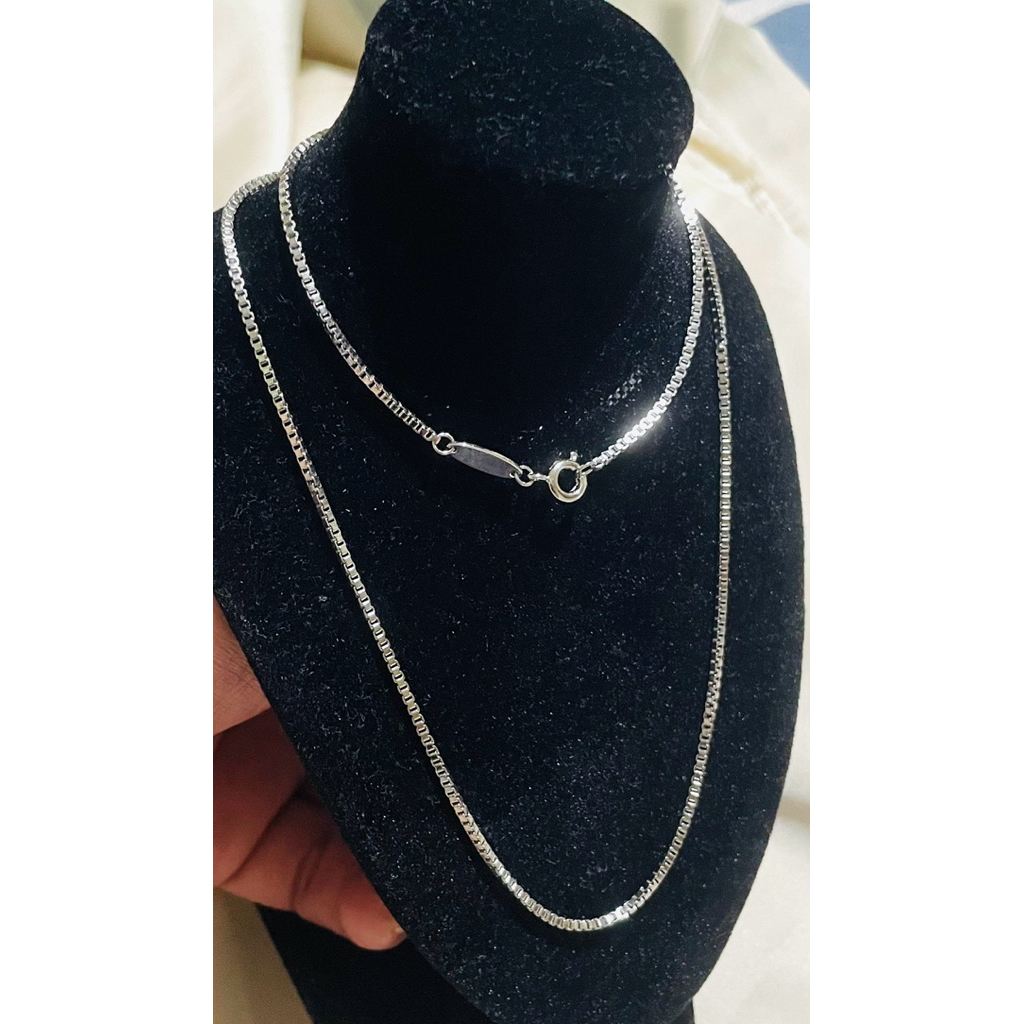 Box Chain Necklace | Platinum Setting 20inches product photo 3