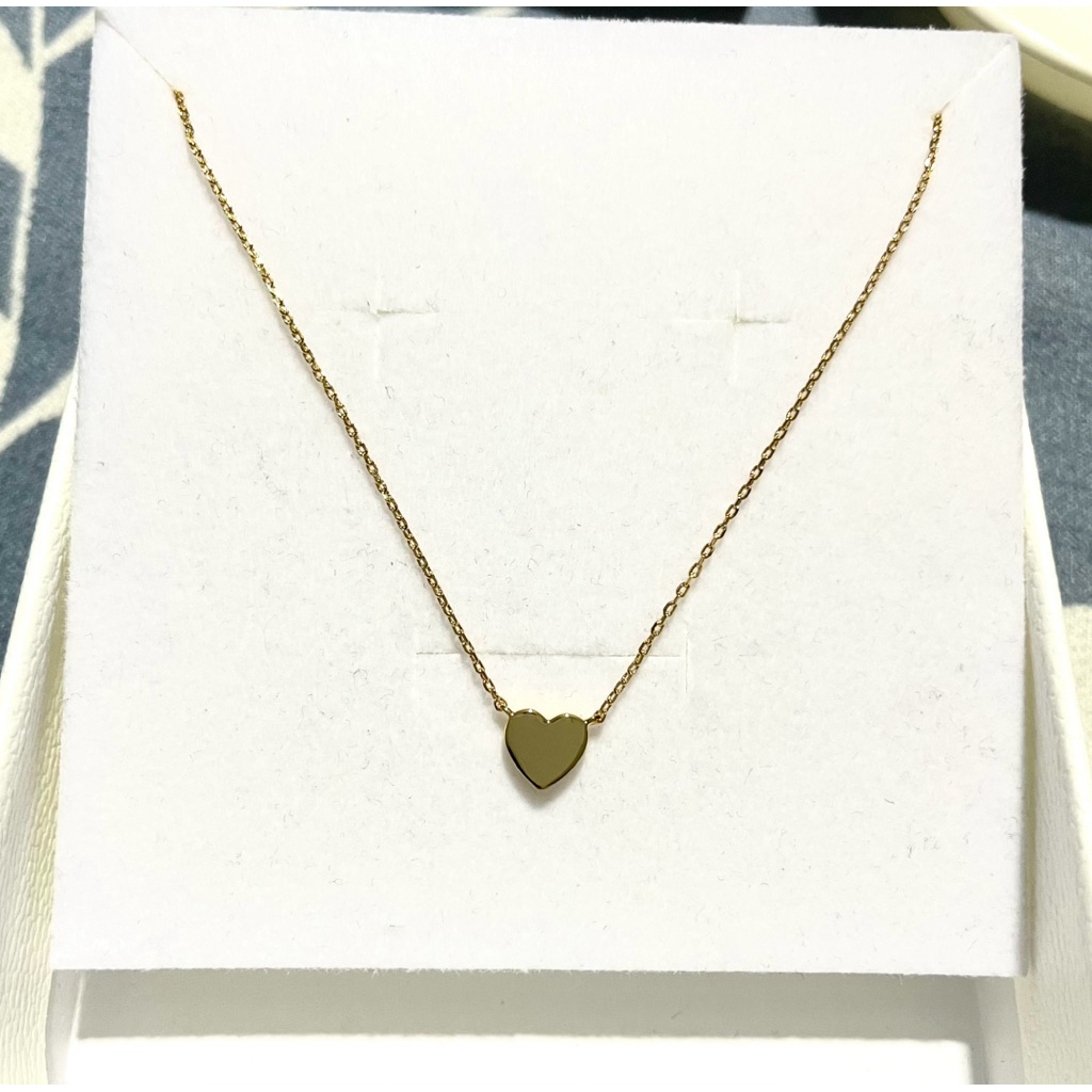 Minimalist Flat Heart Necklace | Yellow Gold Setting product photo 3